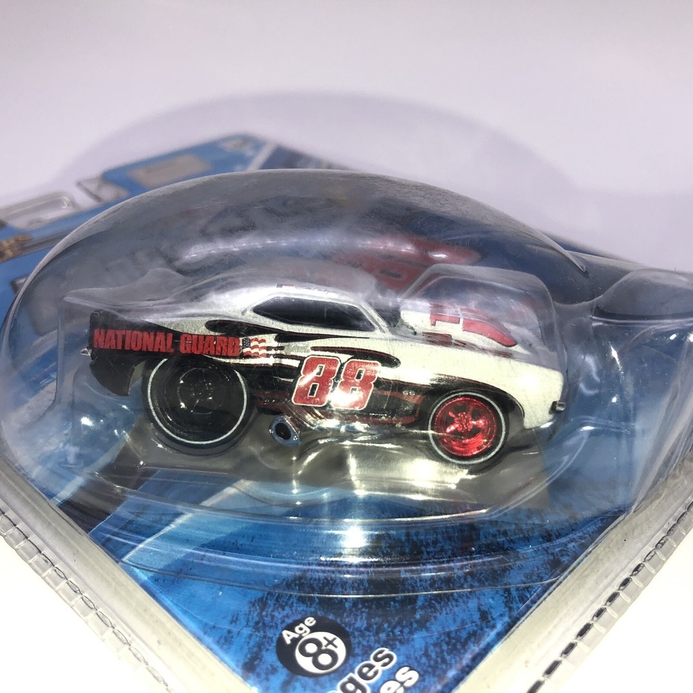 Winner's Circle Nascar Dale Earnhardt Jr 69 Chevrolet Camaro National Guard 1/64